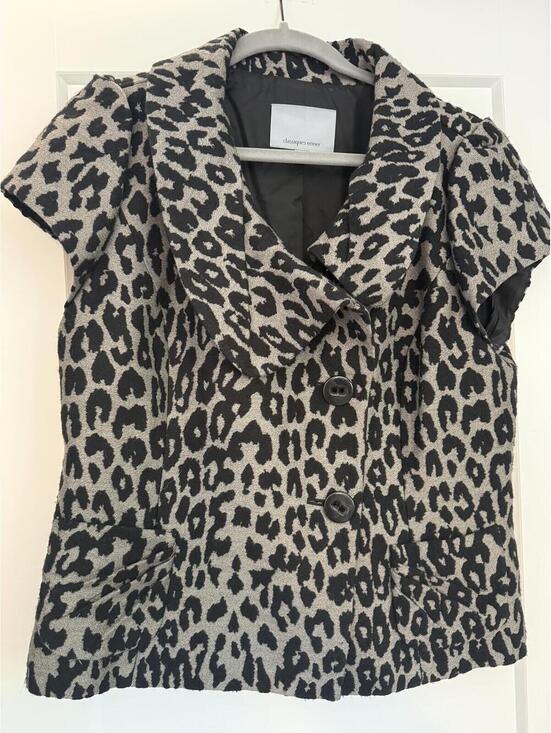 Classiques Entier Jackets & Blazers - Classiques Entier Leopard‎ Print Short Sleeve Jacket Size L